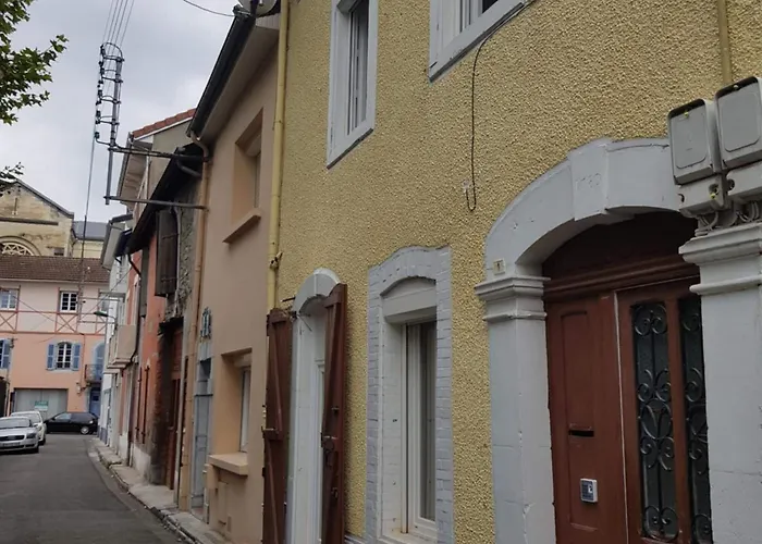 Lourdes Guest House *