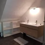 Lourdes Guest House ホームステイ ルルド