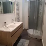 ホームステイ Lourdes Guest House