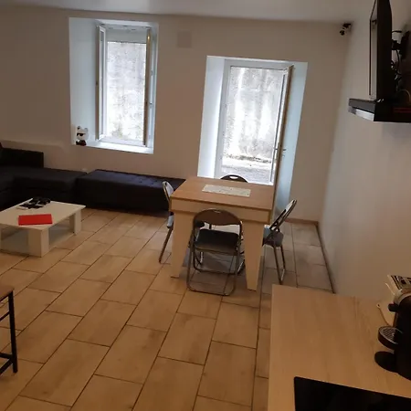 Lourdes Guest House *