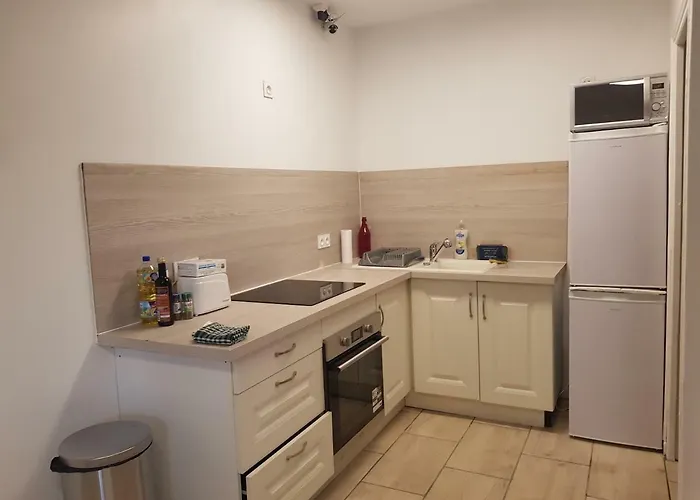 Lourdes Guest House ルルド