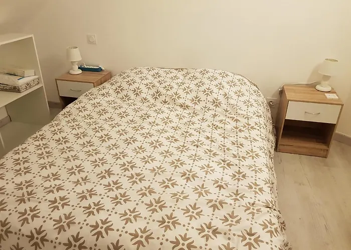 Lourdes Guest House Lurdy