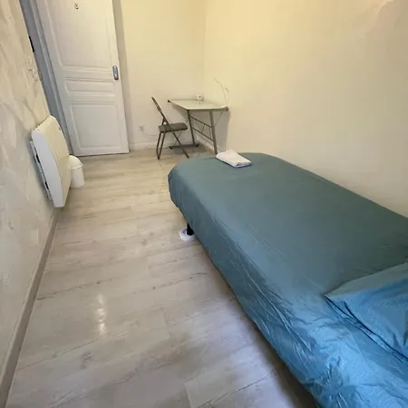 Lourdes Guest House Проживание в семье Лурд